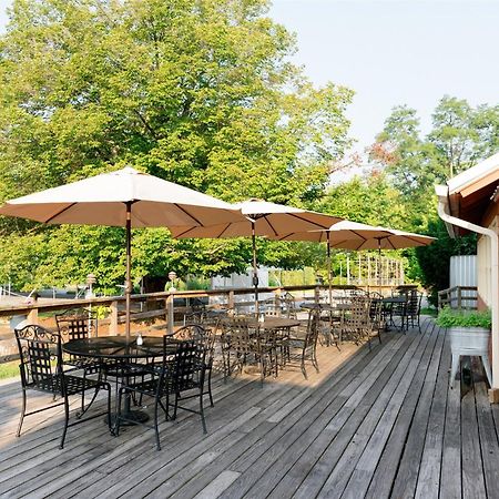 Brown County Inn Nashville Ngoại thất bức ảnh