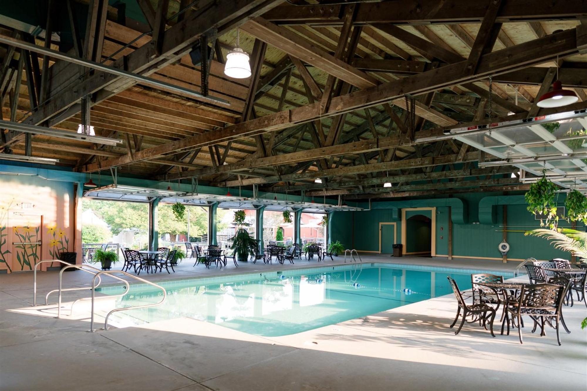 Brown County Inn Nashville Ngoại thất bức ảnh