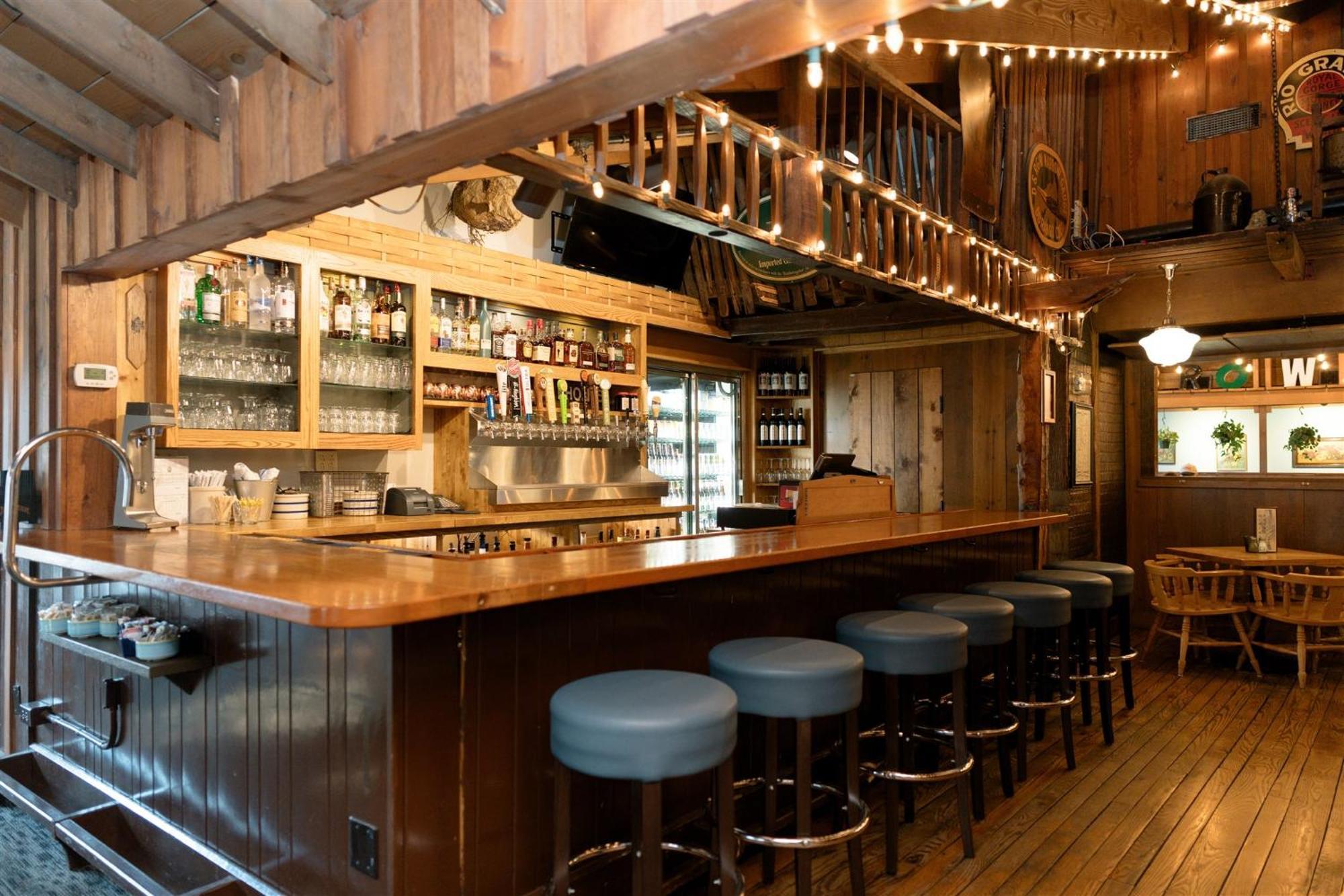 Brown County Inn Nashville Ngoại thất bức ảnh