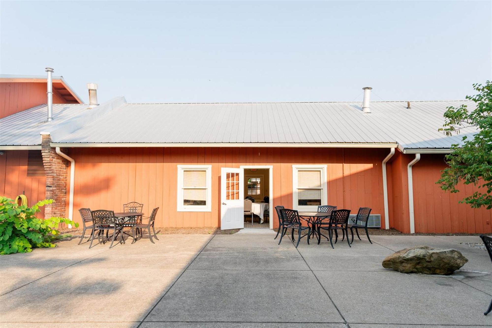 Brown County Inn Nashville Ngoại thất bức ảnh