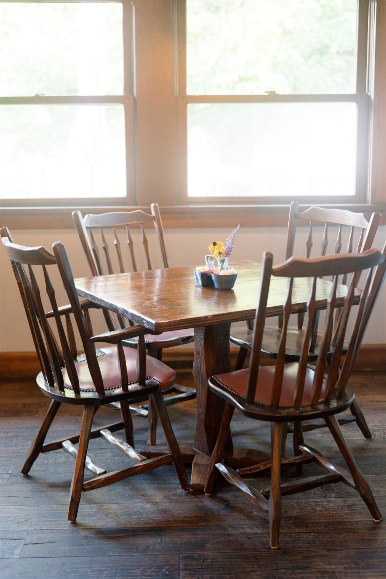 Brown County Inn Nashville Ngoại thất bức ảnh