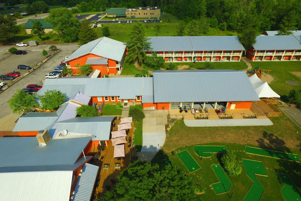 Brown County Inn Nashville Ngoại thất bức ảnh