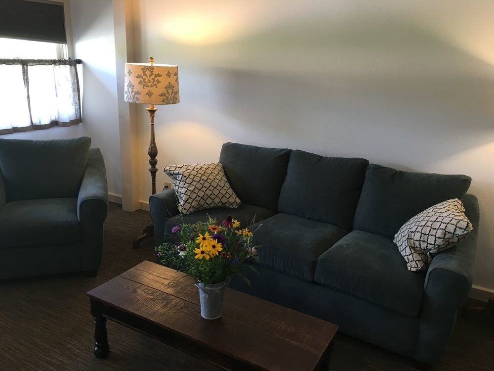 Brown County Inn Nashville Ngoại thất bức ảnh