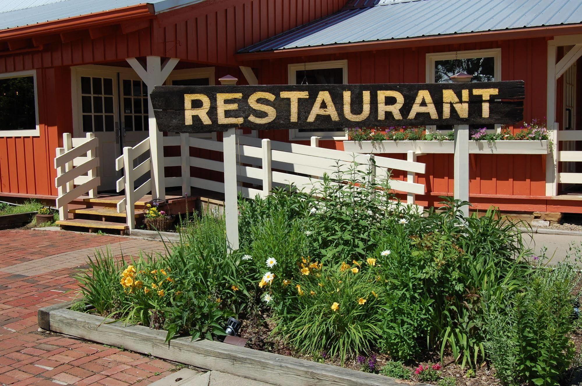 Brown County Inn Nashville Ngoại thất bức ảnh