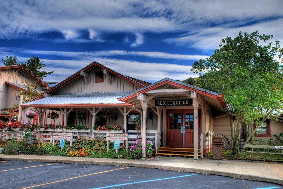 Brown County Inn Nashville Ngoại thất bức ảnh